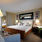 Elegance International Hotel 5*