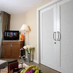 Elegance International 5*