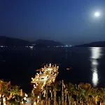 Elegance International 5*