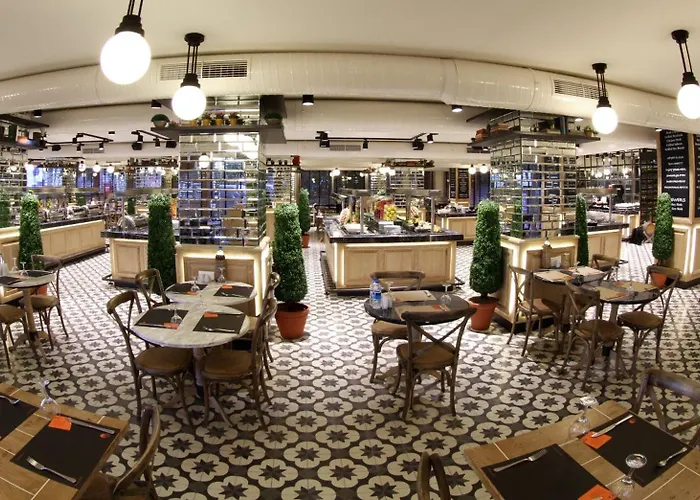 Elegance International 5*