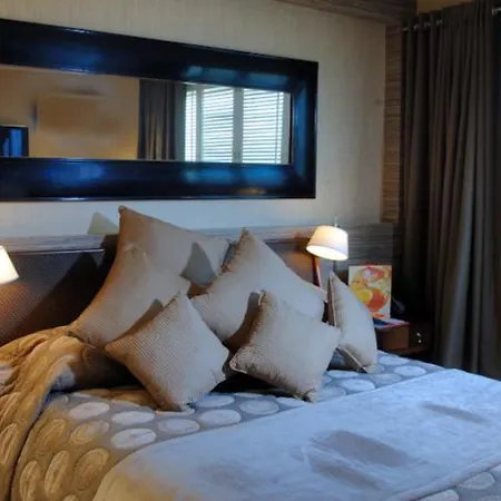 Hotel Elegance International