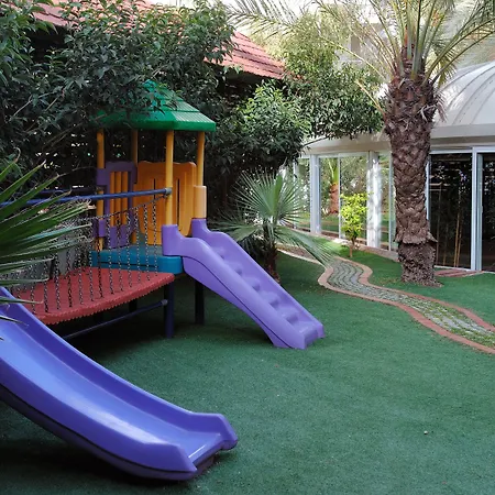 호텔 Elegance International