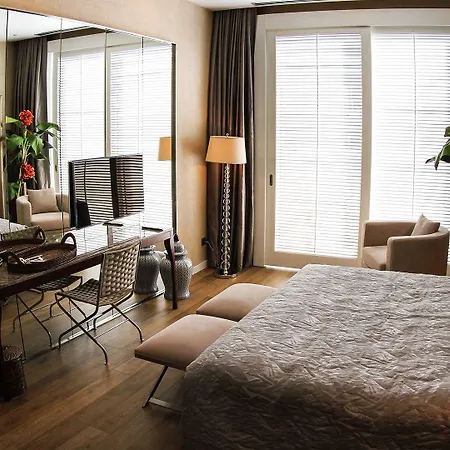 Elegance International 5* 말마리스