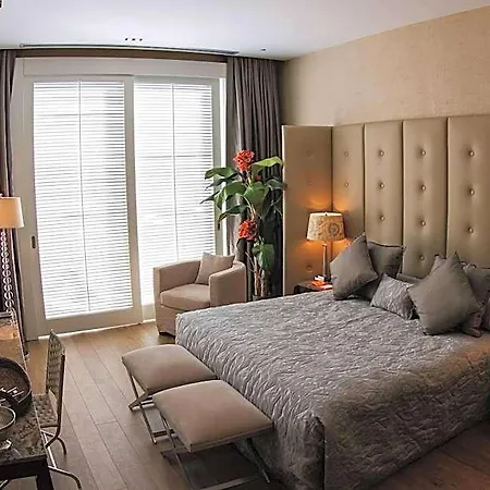 Elegance International Отель