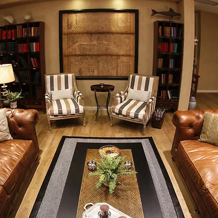 Отель Elegance International 5*