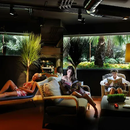 Hotel Elegance International