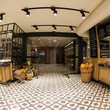 Hotell Elegance International