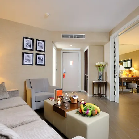 Elegance International Hotell 5*